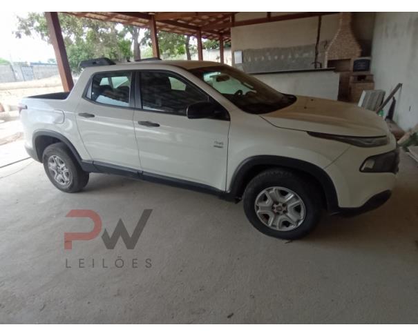 Foto de CAMINHONE FIAT/TORO FREEDOM MT D4, DIESEL, BRANCA, 2017/2018, NO ESTADO EM QUE SE ENCONTRA.