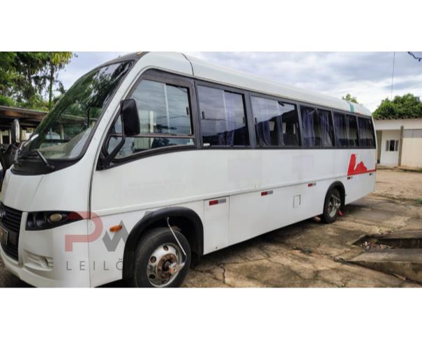 Foto de ONIBUS MARCOPOLO/VOLARE W8 ON, DIESEL, BRANCA, 2008/2009, CHASSI: ...28494, NO ESTADO EM QUE SE ENCONTRA.