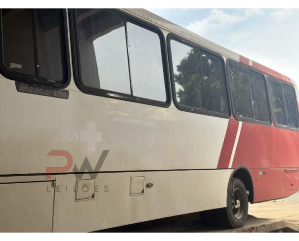 Foto de ONIBUS AGRALE/MASCA GRANMICROSO, DIESEL, BRANCA, 2014/2014, CHASSI: ...00960, NO ESTADO EM QUE SE ENCONTRA. 