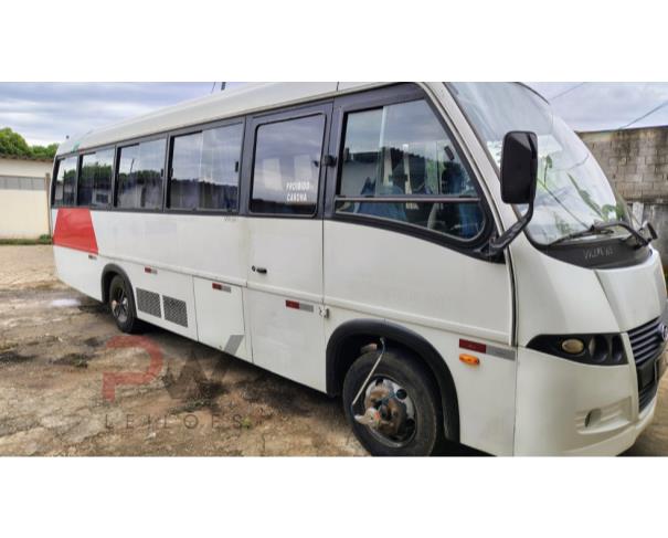 Foto de ONIBUS MARCOPOLO/VOLARE W8 ON, DIESEL, BRANCA, 2008/2009, CHASSI: ...28494, NO ESTADO EM QUE SE ENCONTRA.