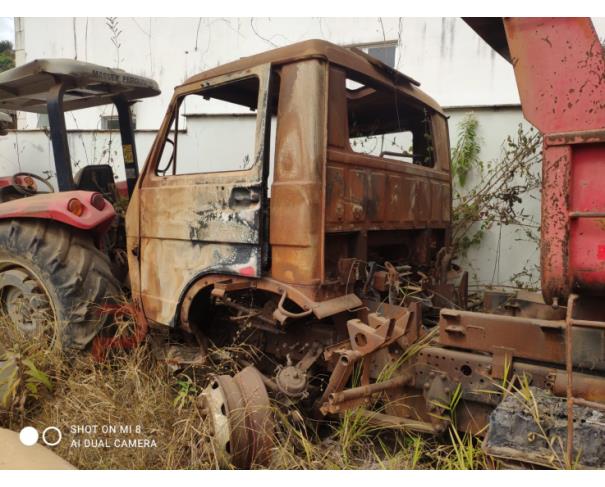 Foto de CAMINHAO VW/13.190 WORKER, DIESEL, VERMELHA, 2014/2014, CHASSI: ...40624, NO ESTADO EM QUE SE ENCONTRA. 