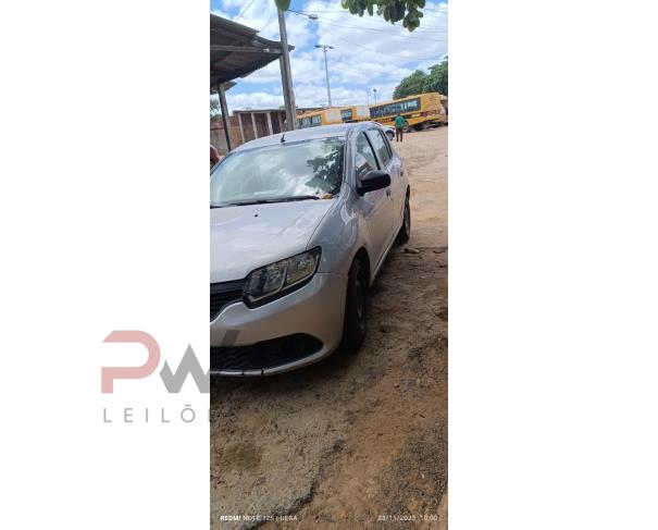 Foto de RENOULT/ SANDERO AUTH 10, PASSAGEIRO/AUTOMOVEL, 2017/2017, PRATA, PLACA PZN-0562, CHASSI: 93Y5SRF84HJ803976, RENAVAM: 01117275784,