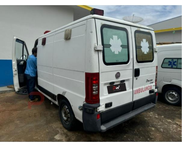 Foto de CAMINHONETE FIAT/DUCATO ATENA AMB, DIESEL, BRANCA, 2014/2014, CHASSI: ...35442, NO ESTADO EM QUE SE ENCONTRA.