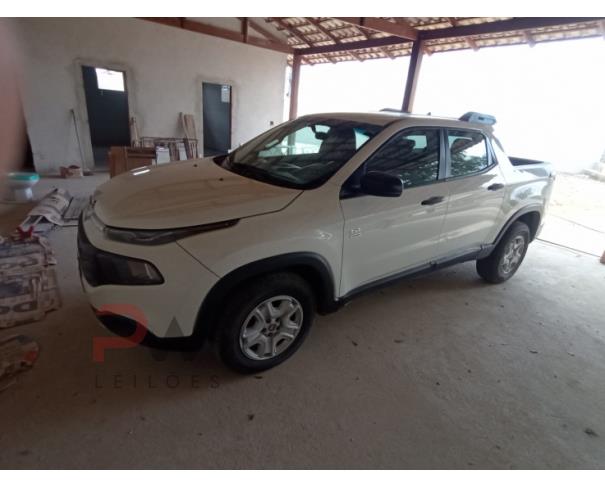 Foto de CAMINHONE FIAT/TORO FREEDOM MT D4, DIESEL, BRANCA, 2017/2018, NO ESTADO EM QUE SE ENCONTRA.