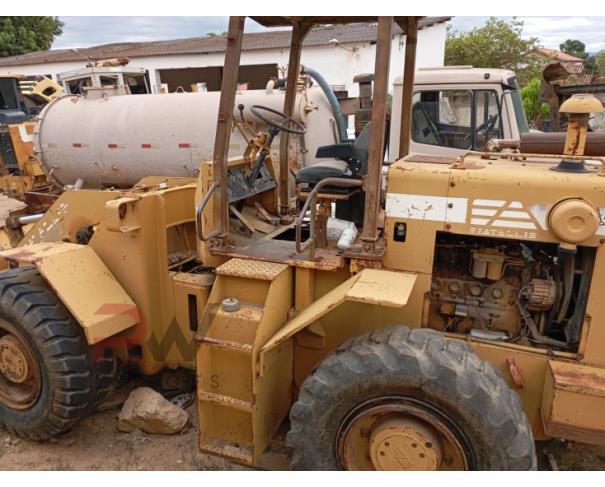 Foto de PÁ CARREGADEIRA FIAT ALLIS, SÉRIE R12B 9TM0481,  NO ESTADO EM QUE SE ENCONTRA.