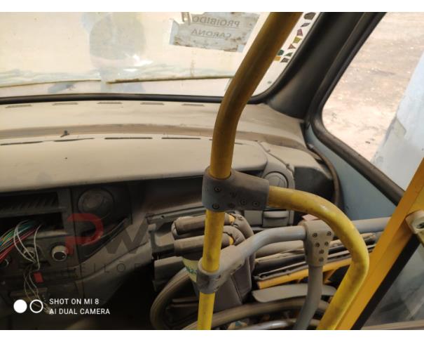 Foto de PASSAGEIRO / ONIBUS IVECO/CITYCLASS 70C17, DIESEL, AMARELA, 2013/2013, CHASSI: ...52211, NO ESTADO EM QUE SE ENCONTRA. 