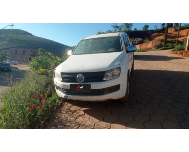 Foto de CAMINHONE I/VW AMAROK CD 4X4 S, DIESEL, BRANCA, 2014/2014, NO ESTADO EM QUE SE ENCONTRA. 