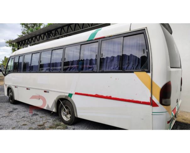 Foto de ONIBUS MARCOPOLO/VOLARE W8 ON, DIESEL, BRANCA, 2008/2009, CHASSI: ...28459, NO ESTADO EM QUE SE ENCONTRA.