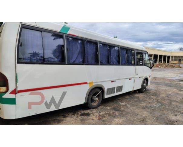 Foto de ONIBUS MARCOPOLO/VOLARE W8 ON, DIESEL, BRANCA, 2008/2009,CHASSI: ...28495, NO ESTADO EM QUE SE ENCONTRA.